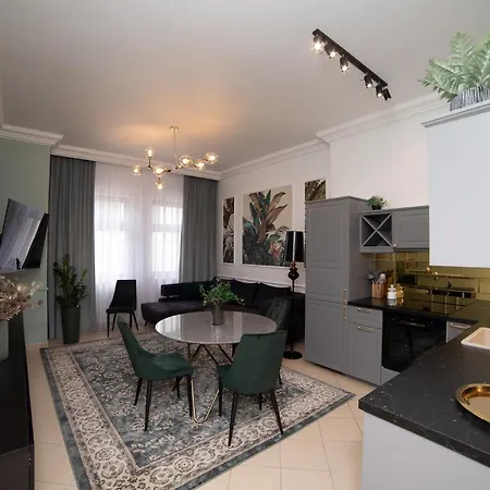 Trzy Gracje - Monte Cassino By Oneapartments