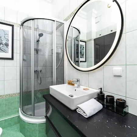 Trzy Gracje - Monte Cassino By Oneapartments アパート *