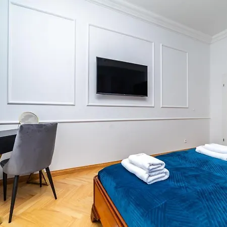 Trzy Gracje - Monte Cassino By Oneapartments Διαμέρισμα