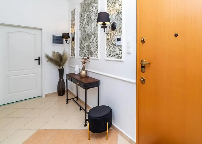 Apartment Trzy Gracje - Monte Cassino By Oneapartments *